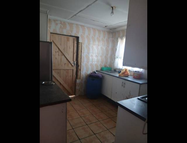 2 BEDROOM PROPERTY TO RENT IN DOBSONVILLE